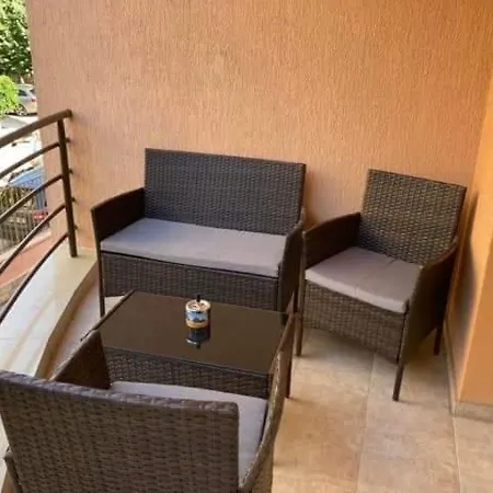 Apartment тристаен апартамент-
